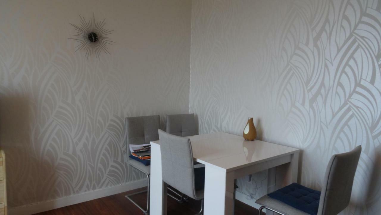 Studio Moderne Avec Jolie Vue Мулин Екстериор снимка